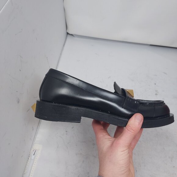 VALENTINO GARAVANI ROMAN STUD BLACK LEATHER LOAFER - Picture 10 of 13